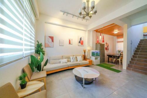 Field Trail Homestay