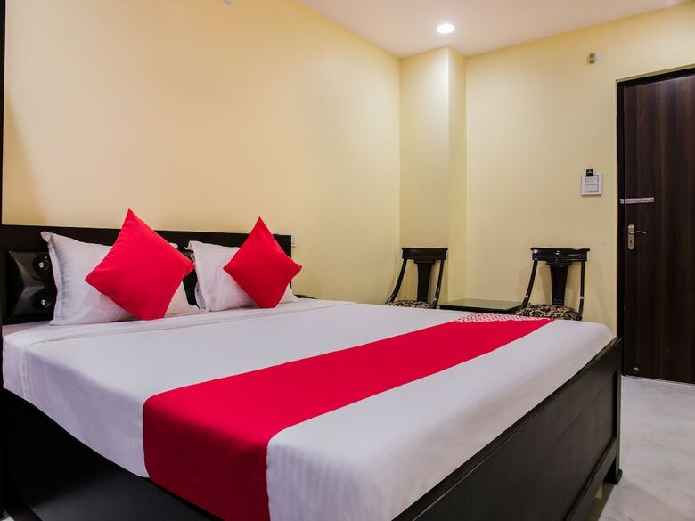 Hotel Oyo 29179 The Biztel