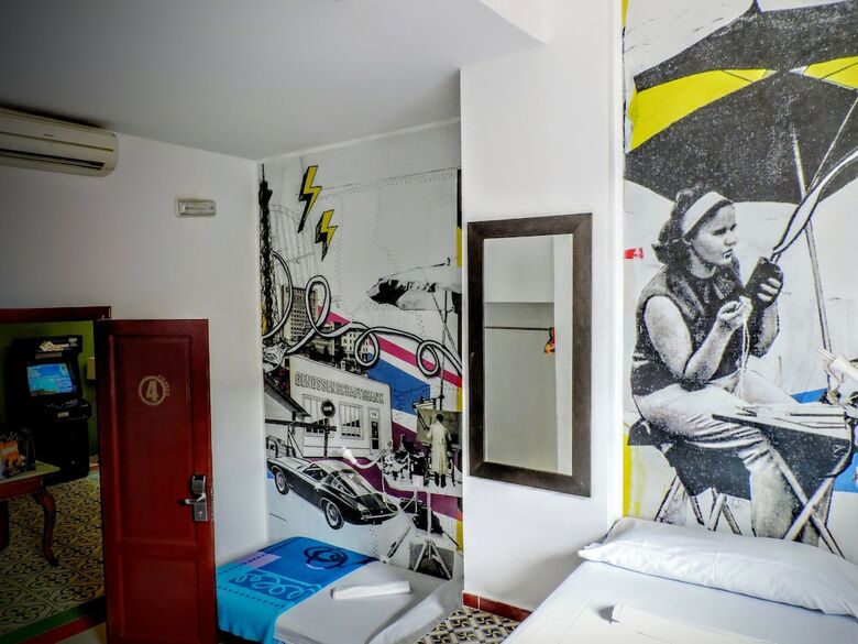 Hostal Home Youth Hostel By Feetup Hostels