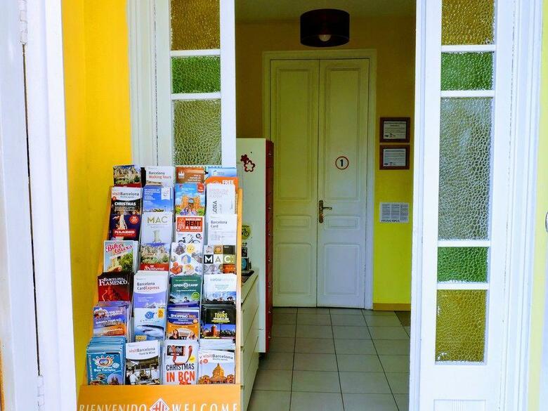 Hostal Feetup Garden House
