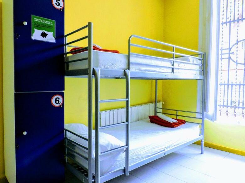 Hostal Feetup Garden House