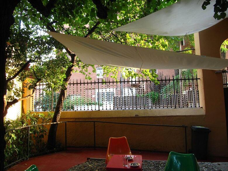 Hostal Feetup Garden House