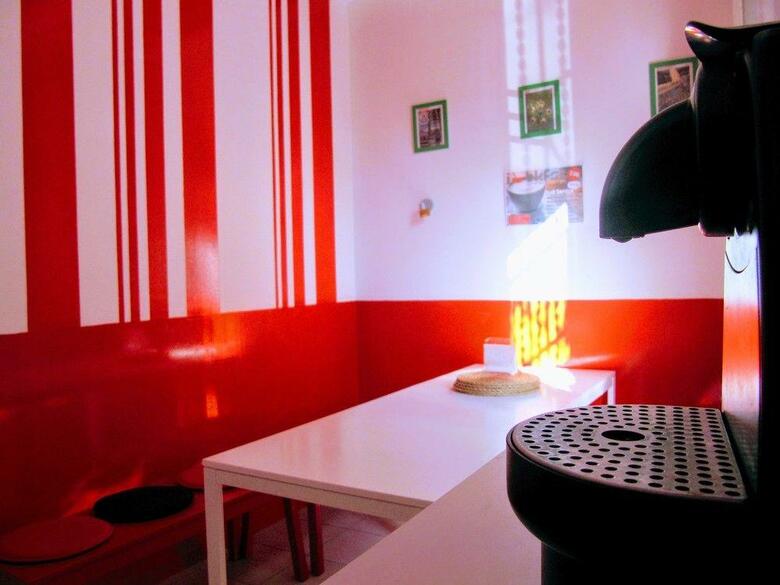 Hostal Feetup Garden House