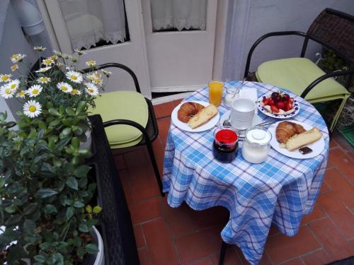 Hostal Pensi� 2000