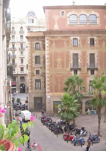 Hostal Pensi� 2000