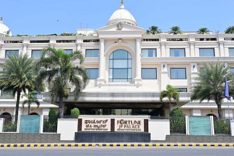 Hotel Fortune Jp Palace