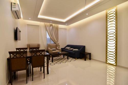 Golden White Hotel