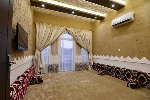 Golden White Hotel