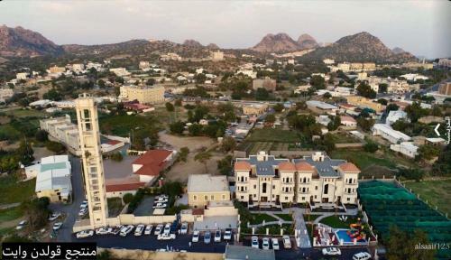 Golden White Hotel
