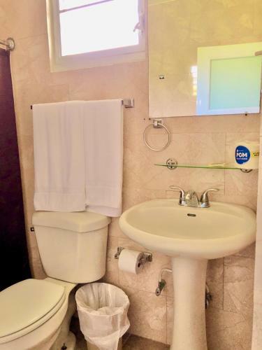 Hotel Tio Pepe?s Guest House