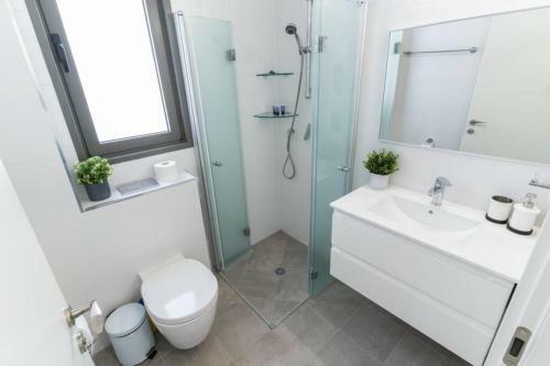 Apartamento Breathtaking Sea Views With Balcony In Achziv