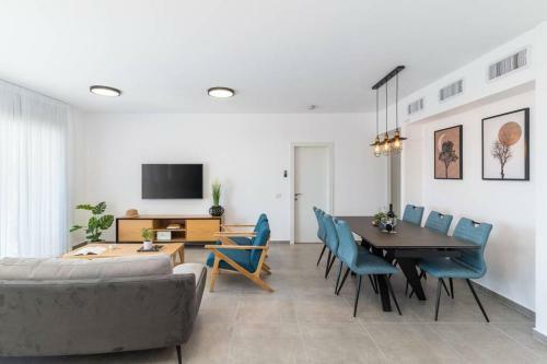Apartamento Breathtaking Sea Views With Balcony In Achziv