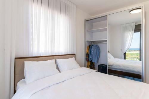Apartamento Breathtaking Sea Views With Balcony In Achziv