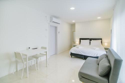 Olala Desert Shades Apartments