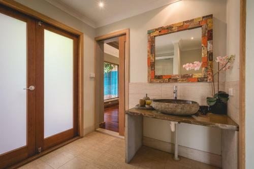 Apartamento Albany Bali Style Accommodation
