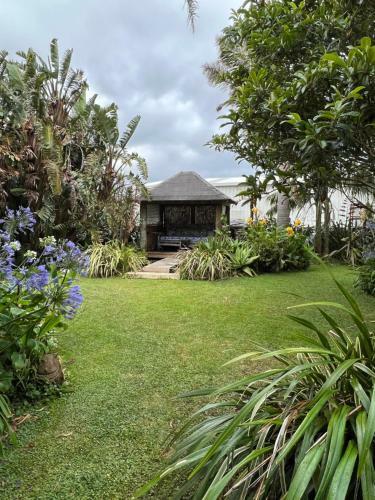Apartamento Albany Bali Style Accommodation