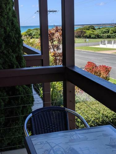 Seaview Motel & Apartments