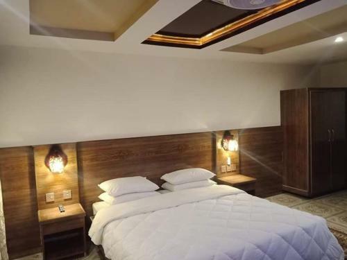 Eagles Nest Hotel