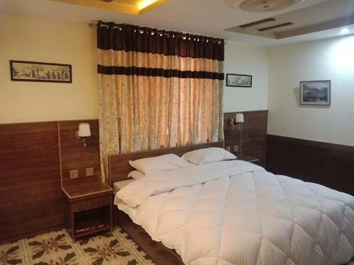 Eagles Nest Hotel