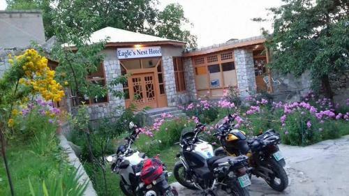 Eagles Nest Hotel