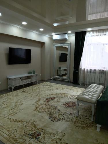 Hotel Grand Holiday Hall