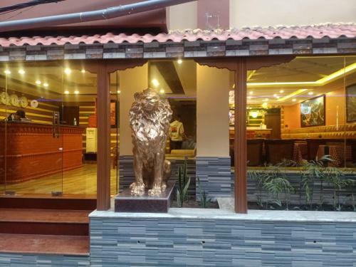 Grand Yak Boutique Hotel