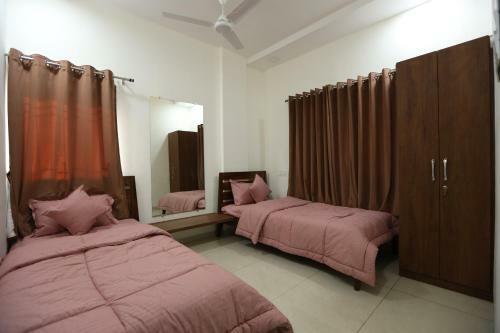 Apartamento Yograj Srushti