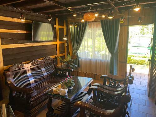 Hotel ?? L?ch Farmstay & Camping