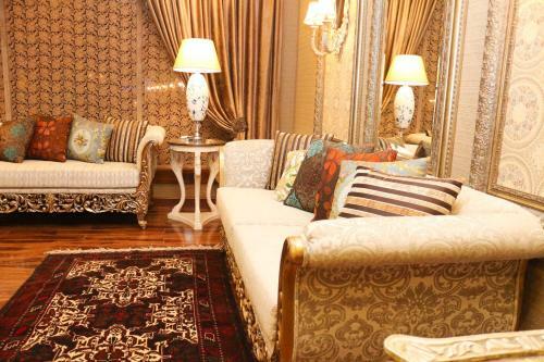 Hotel Shelton Rezidor Swat