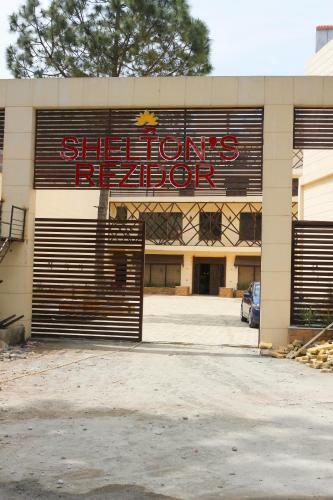 Hotel Shelton Rezidor Swat