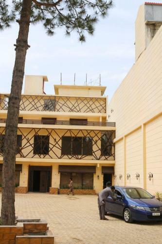 Hotel Shelton Rezidor Swat