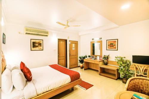 Hotel Octave Crystal Heights