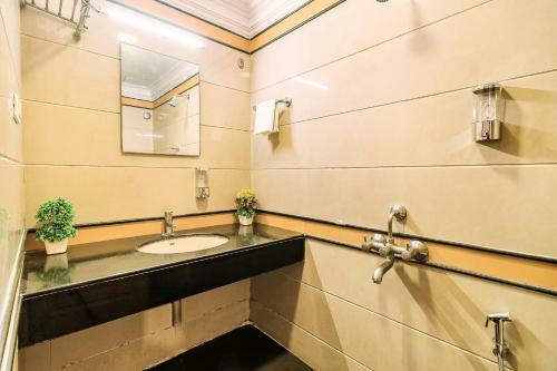 Hotel Octave Crystal Heights