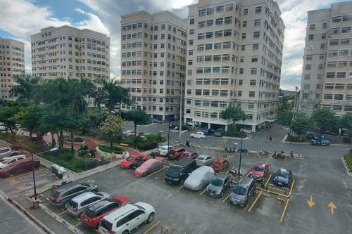 Apartamento 1br Loft Type Condo With Resort Style Amenities