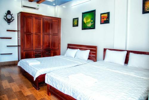 Hotel 80 L� L?i