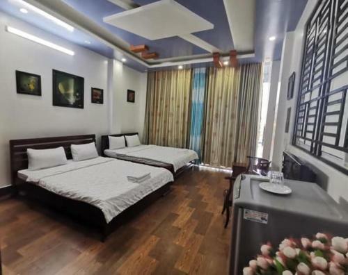 Hotel 80 L� L?i