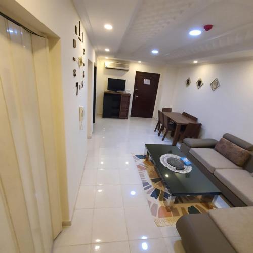 Zahrah Al Motamizah Aparthotel
