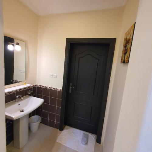 Zahrah Al Motamizah Aparthotel