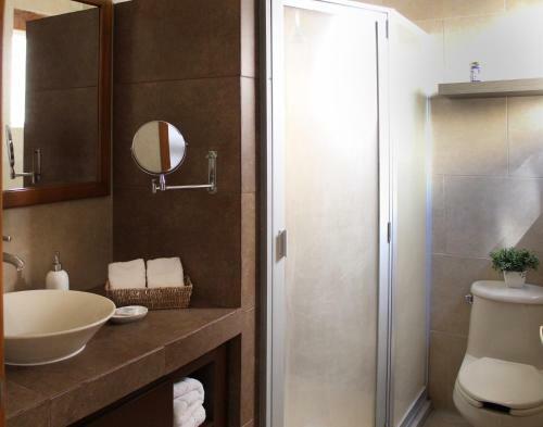Casa Ejecutiva Excelente Ubicaci�n Moderna Acogedora Y Amplia
