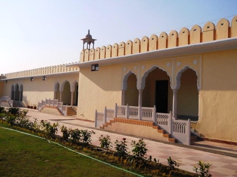 Hotel V Resorts Rajmahal