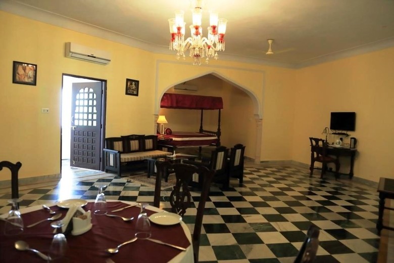 Hotel V Resorts Rajmahal