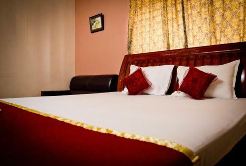 The Hotel Avisha
