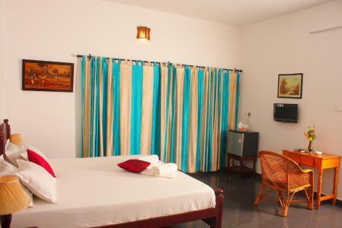 Bed & Breakfast Varkala Seashore Beach Resort