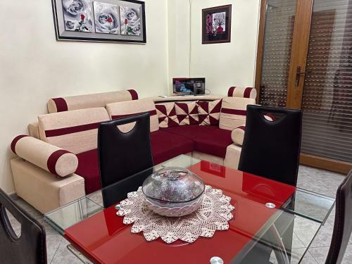 Sea View Apartment/beach/city Center/wifi
