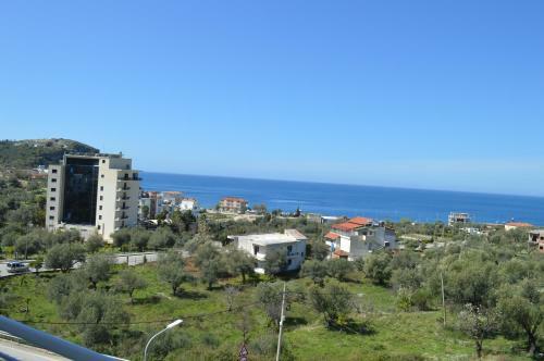 Bed & Breakfast The White House Himara