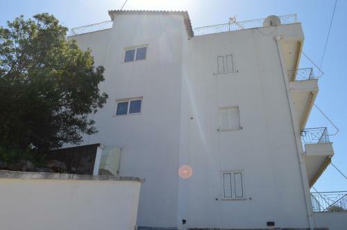 Bed & Breakfast The White House Himara