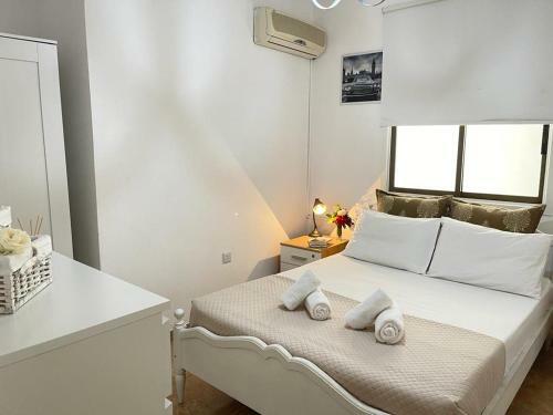 Roses Garden 2bdr Apartment