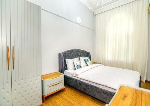 Apartment On Khagani Gardens Targovi