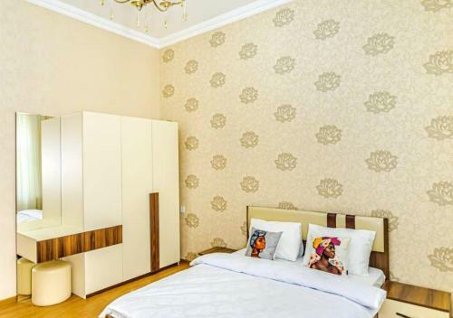 Apartment On Khagani Gardens Targovi