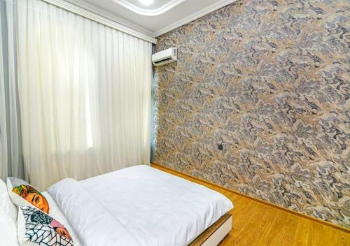 Apartment On Khagani Gardens Targovi
